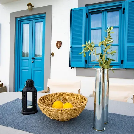 Сasa de vacaciones Annouska Chalki Town